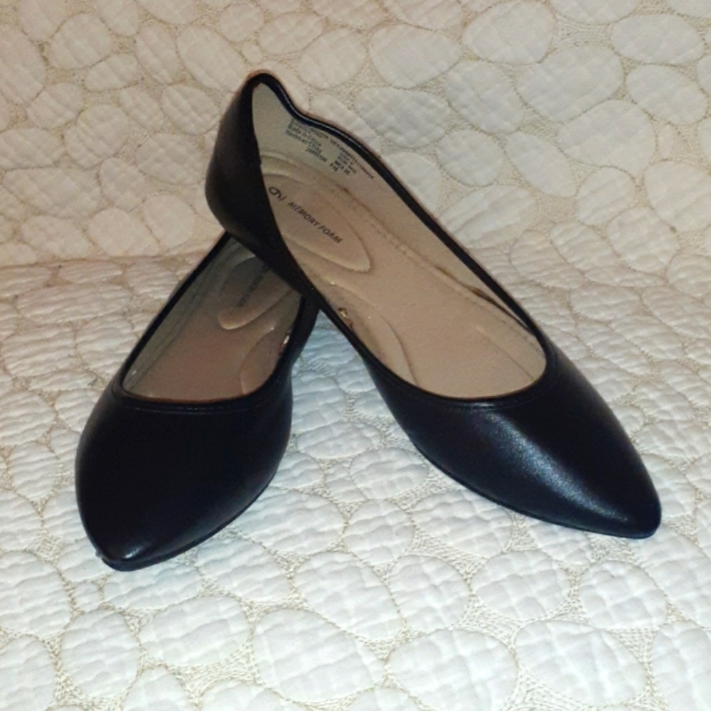 Cute black Flats